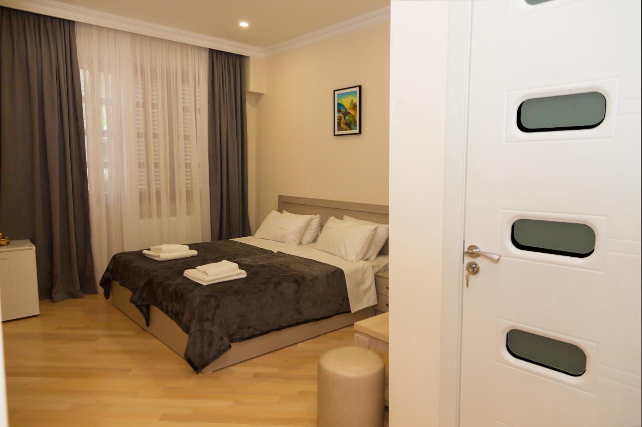 Holiday Rooms Tbilisi Exterior foto